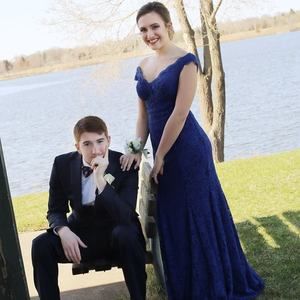 Meet your Posher, Evan